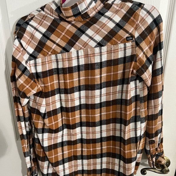Volcom flannel - Picture 2 of 3